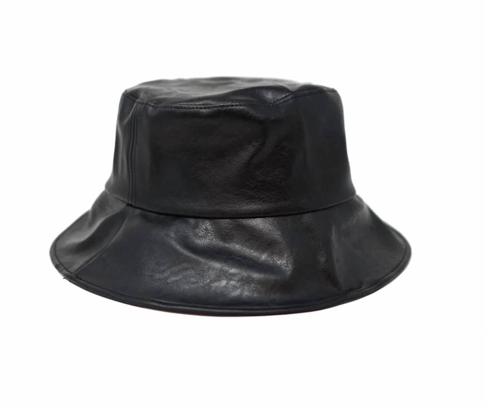 NEW OLIVE & PIQUE women's jadon bucket hat in black